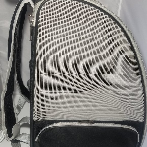 Two fully ventilated small animal pet carrier - His and Hers (Set) - Picture 3 of 11